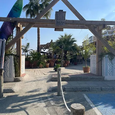 Seaview Retreat Апартаменты Ларнака