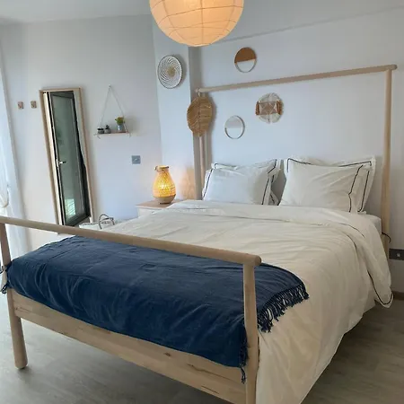 Seaview Retreat Апартаменты *